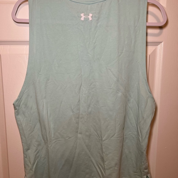 Under Armour Women's Light Blue Tank Top size M - Picture 2 of 2